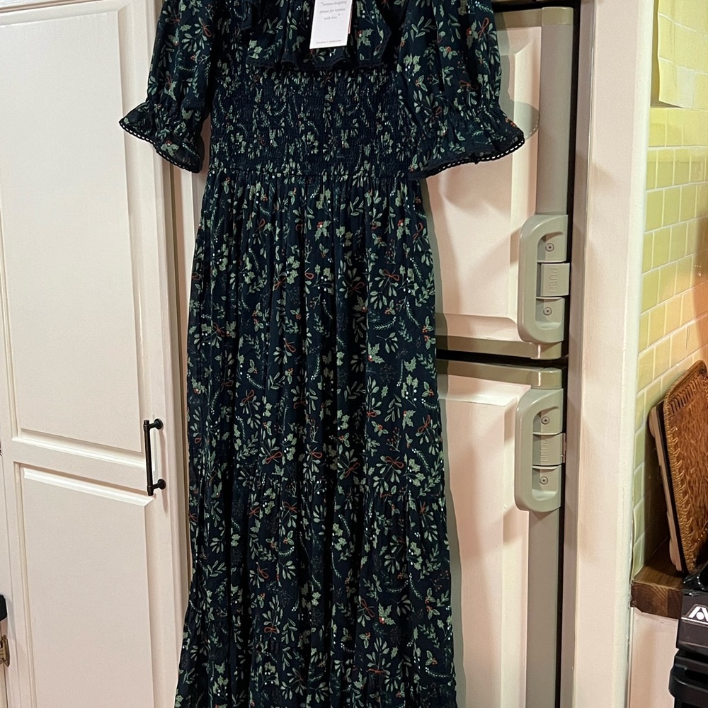 Ivy City Co Gracie Midi Dress NWT - Picture 6 of 11